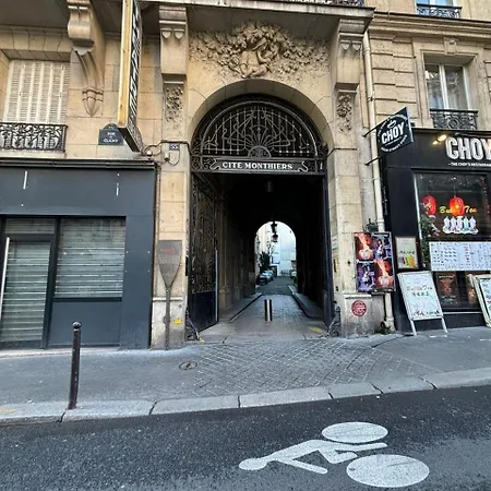 Monthiers * Paris